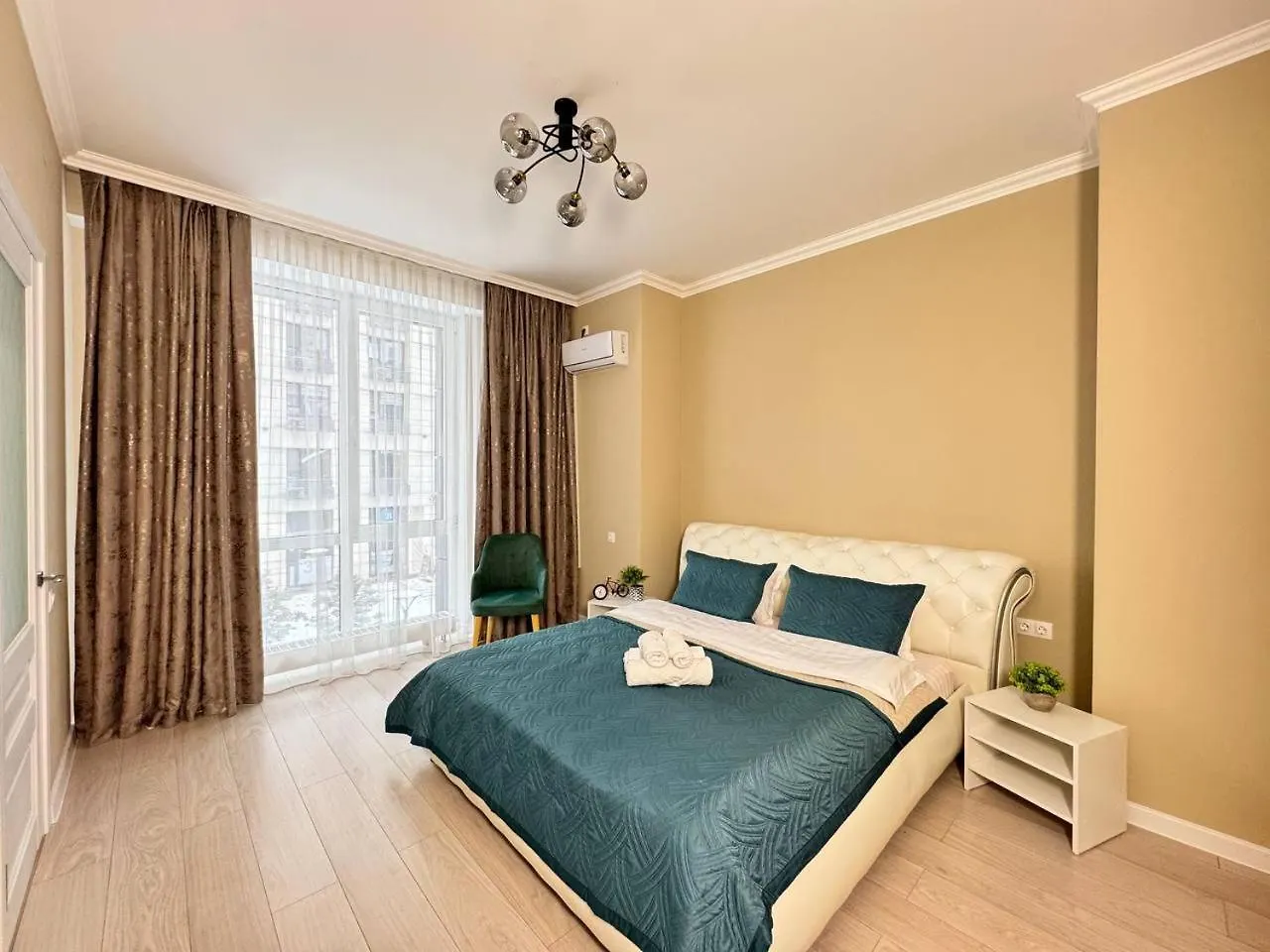 2 Room Apartment 4 You, Flat 105 Almaty