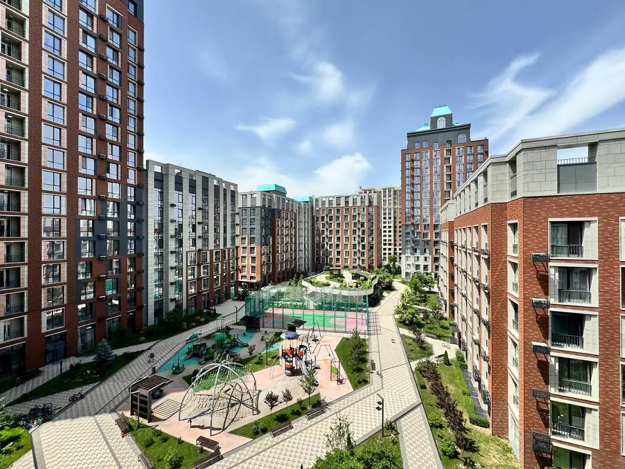 2 Room Apartment 4 You, Flat 105 Αλμάτι
